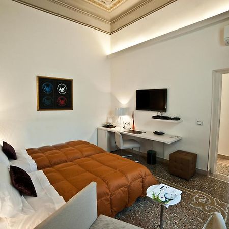 Town House Cavour Bed & Breakfast Reggio di Calabria Ruang foto