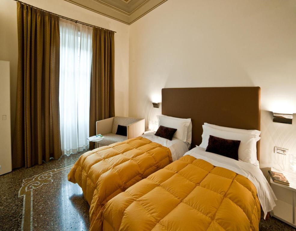 Town House Cavour Bed & Breakfast Reggio di Calabria Ruang foto