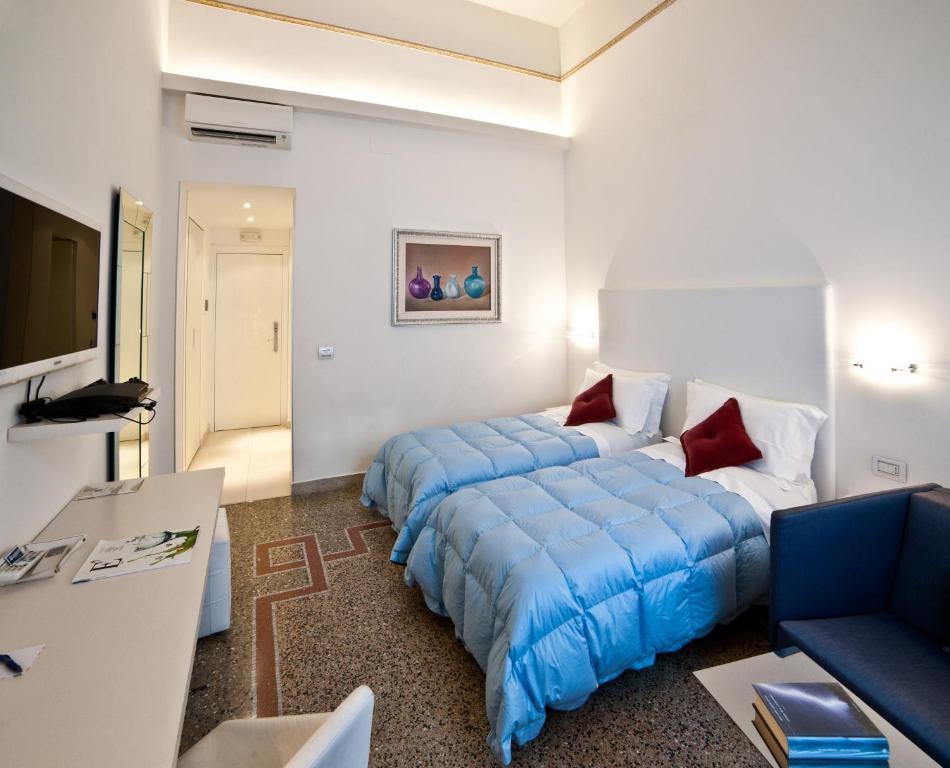 Town House Cavour Bed & Breakfast Reggio di Calabria Ruang foto