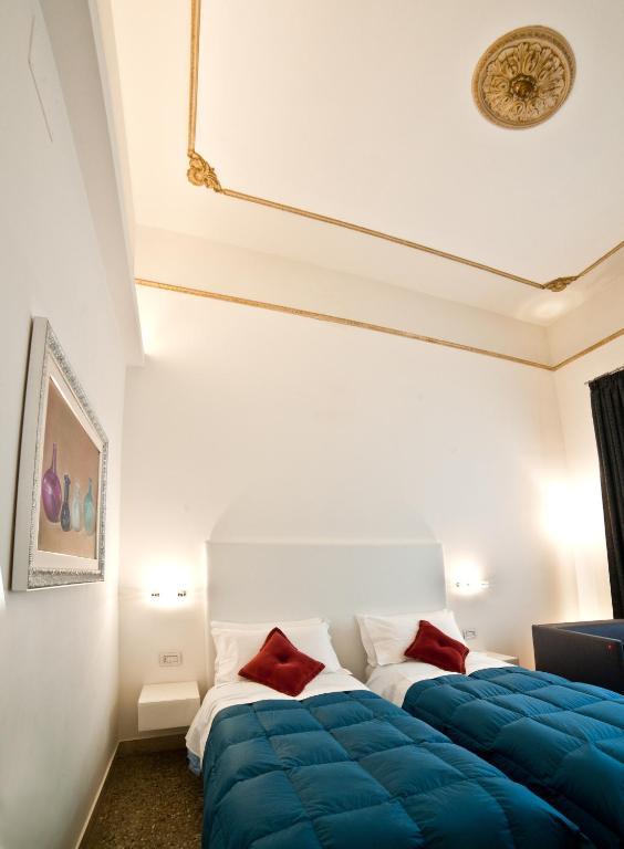 Town House Cavour Bed & Breakfast Reggio di Calabria Ruang foto
