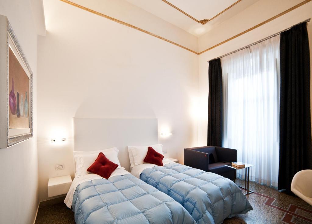 Town House Cavour Bed & Breakfast Reggio di Calabria Ruang foto