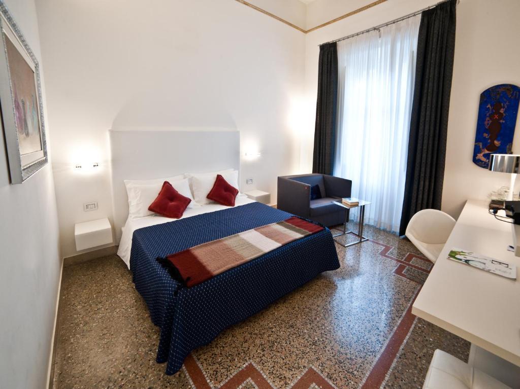 Town House Cavour Bed & Breakfast Reggio di Calabria Ruang foto