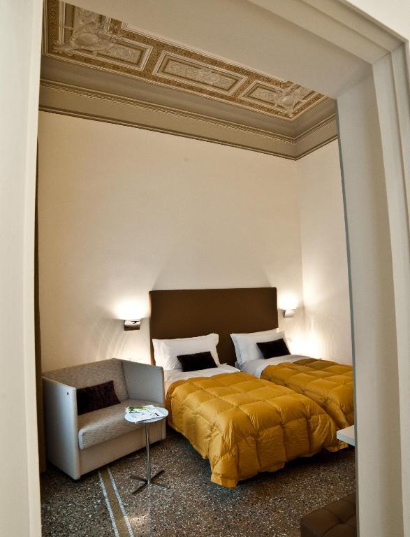 Town House Cavour Bed & Breakfast Reggio di Calabria Ruang foto