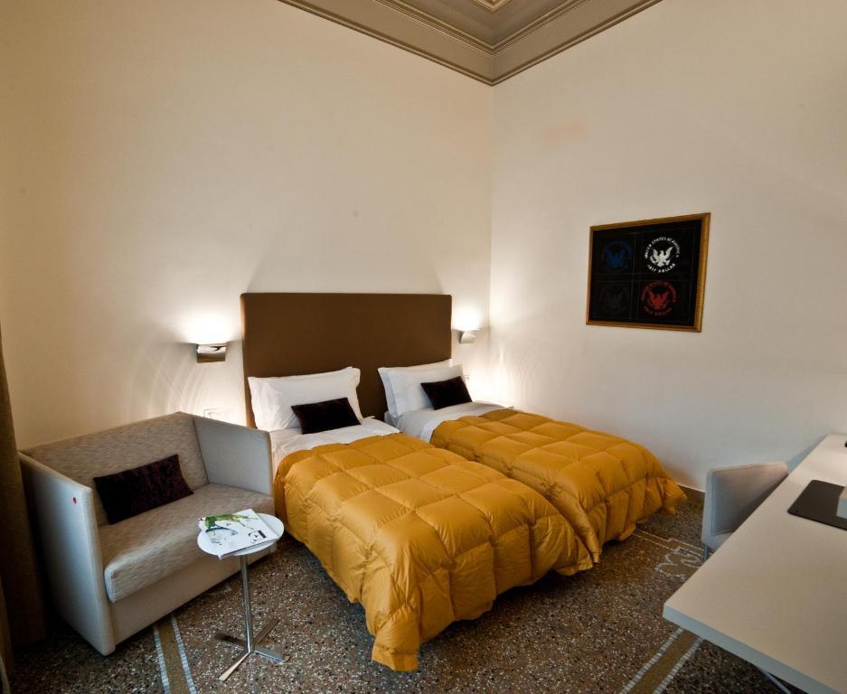Town House Cavour Bed & Breakfast Reggio di Calabria Ruang foto