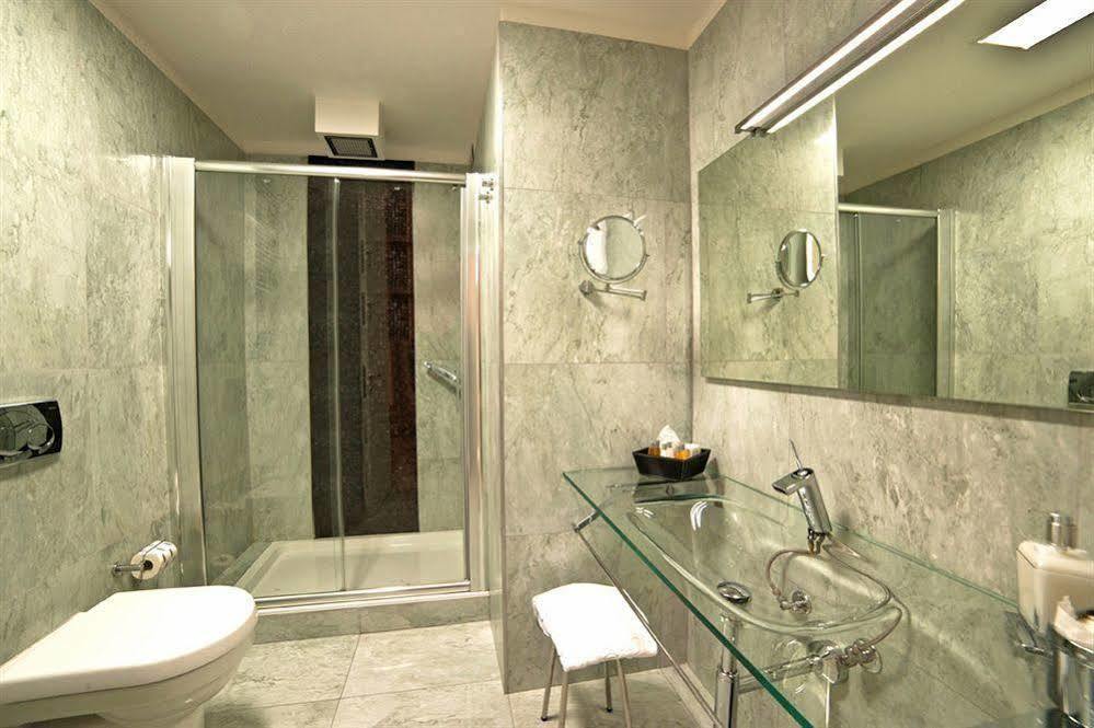 Town House Cavour Bed & Breakfast Reggio di Calabria Bagian luar foto
